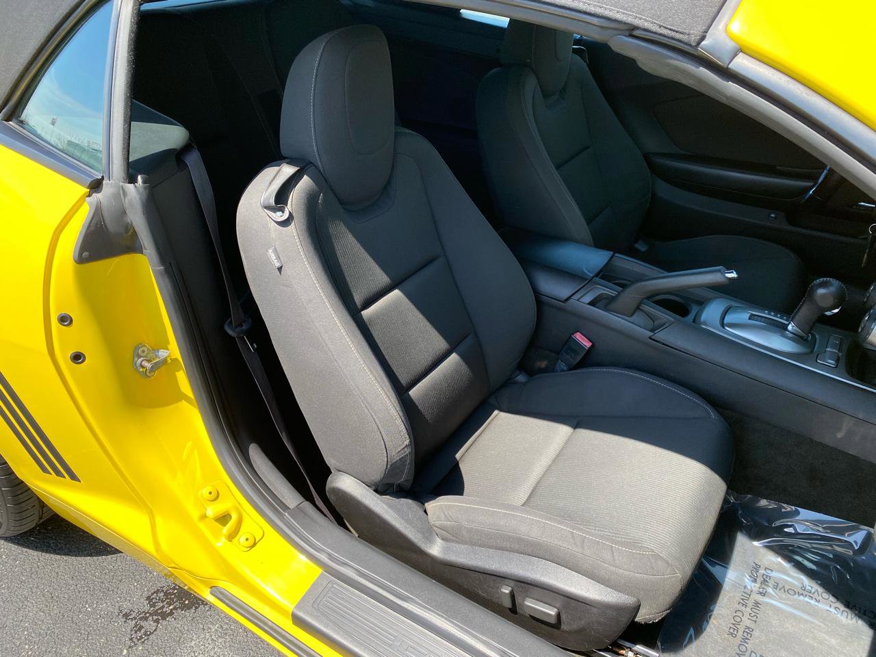 Used 2015 Chevrolet Camaro LT RWD image 30