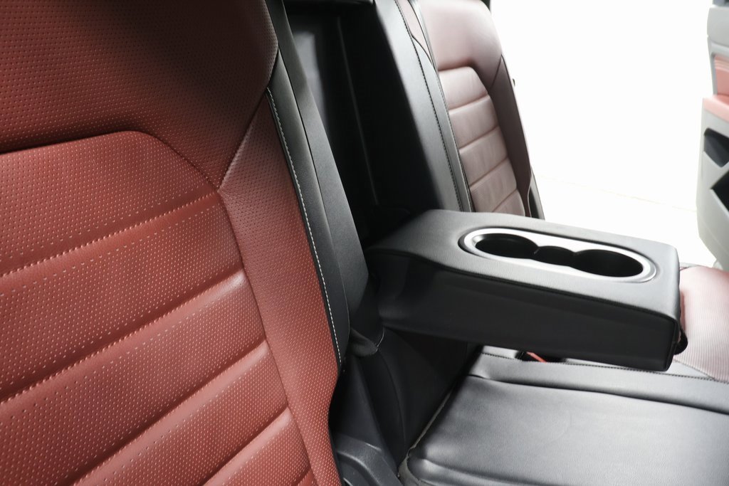 Used 2022 Volkswagen Atlas Cross Sport SEL Premium R-Line image 28