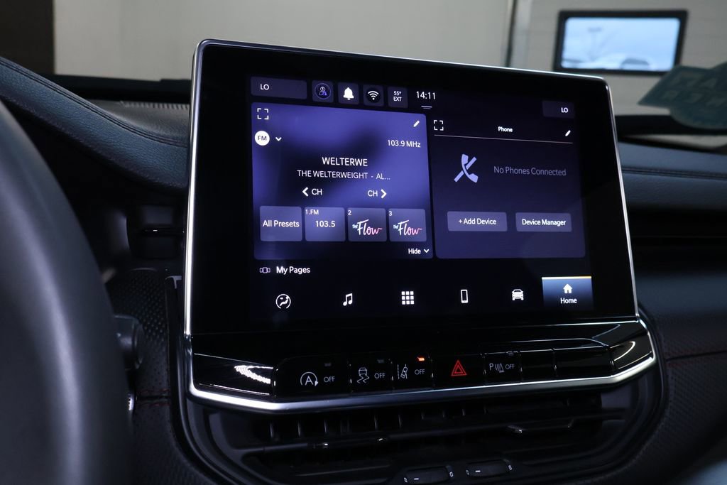 Used 2025 Jeep Compass Trailhawk AWD/4WD image 26