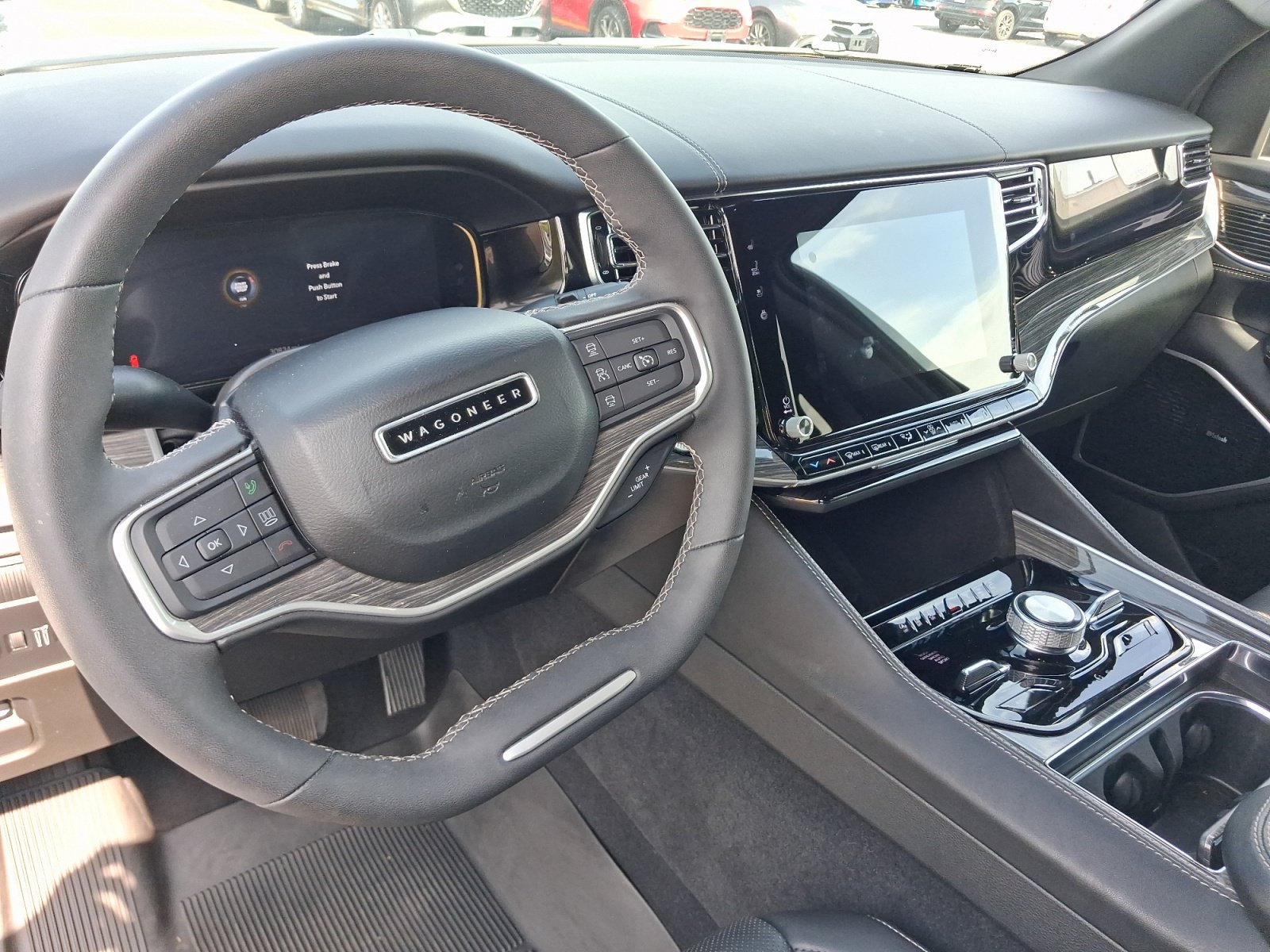 Used 2022 Jeep Wagoneer Series III w/ Premium Group I AWD/4WD image 4