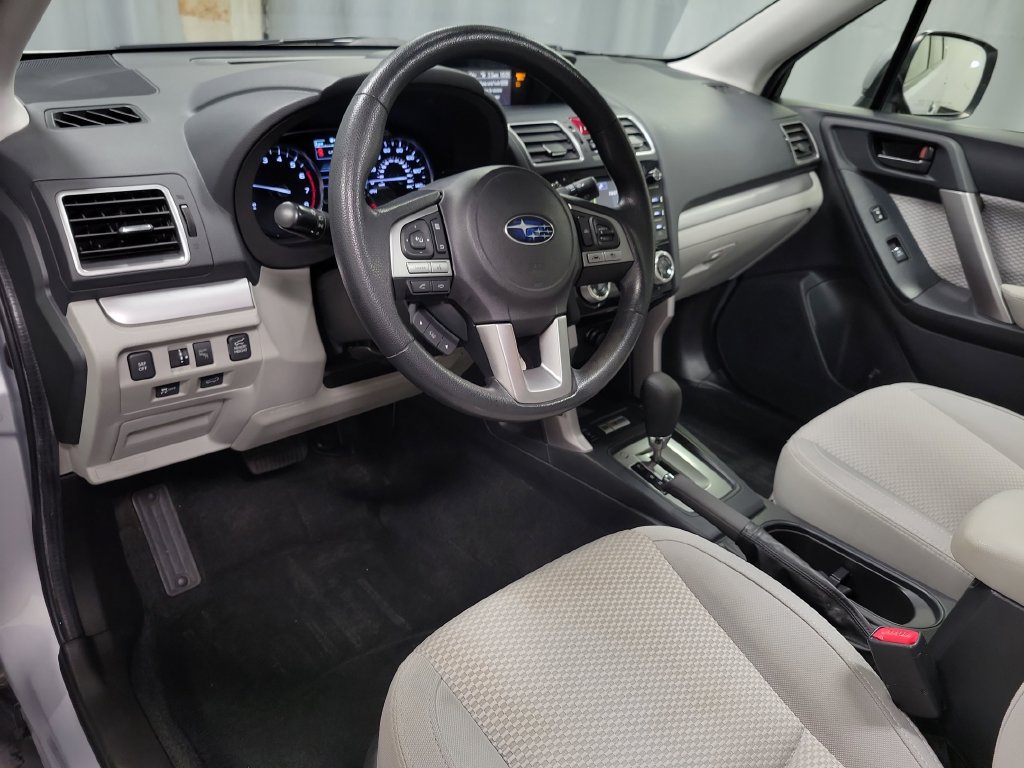Used 2017 Subaru Forester 2.5i Premium AWD/4WD image 18