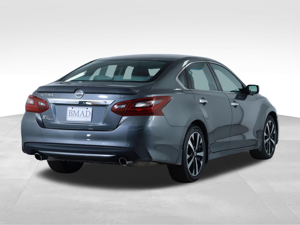 Used 2018 Nissan Altima 2.5 SR FWD image 12