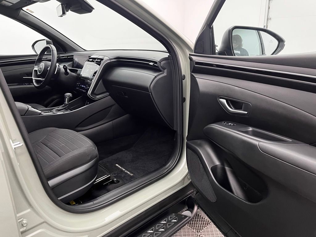 Used 2022 Hyundai Santa Cruz SEL Premium AWD/4WD image 31