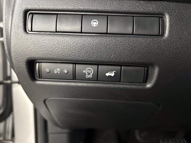 Used 2023 Nissan Rogue SV w/ SV Premium B Package AWD/4WD image 11