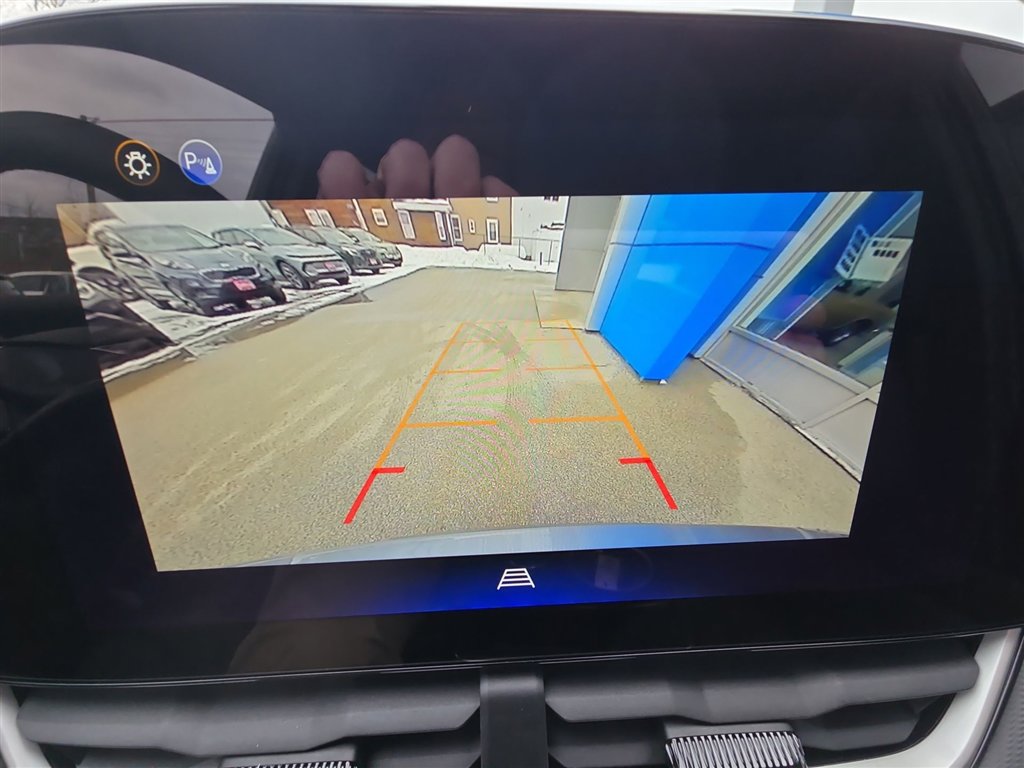 New 2026 Chevrolet Equinox LT w/ Convenience Package II image 15