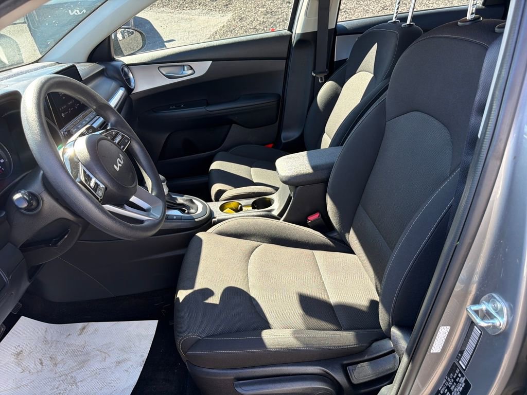 Certified 2022 Kia Forte LXS image 20