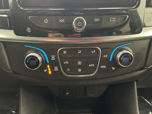 Used 2023 Chevrolet Traverse LT image 5