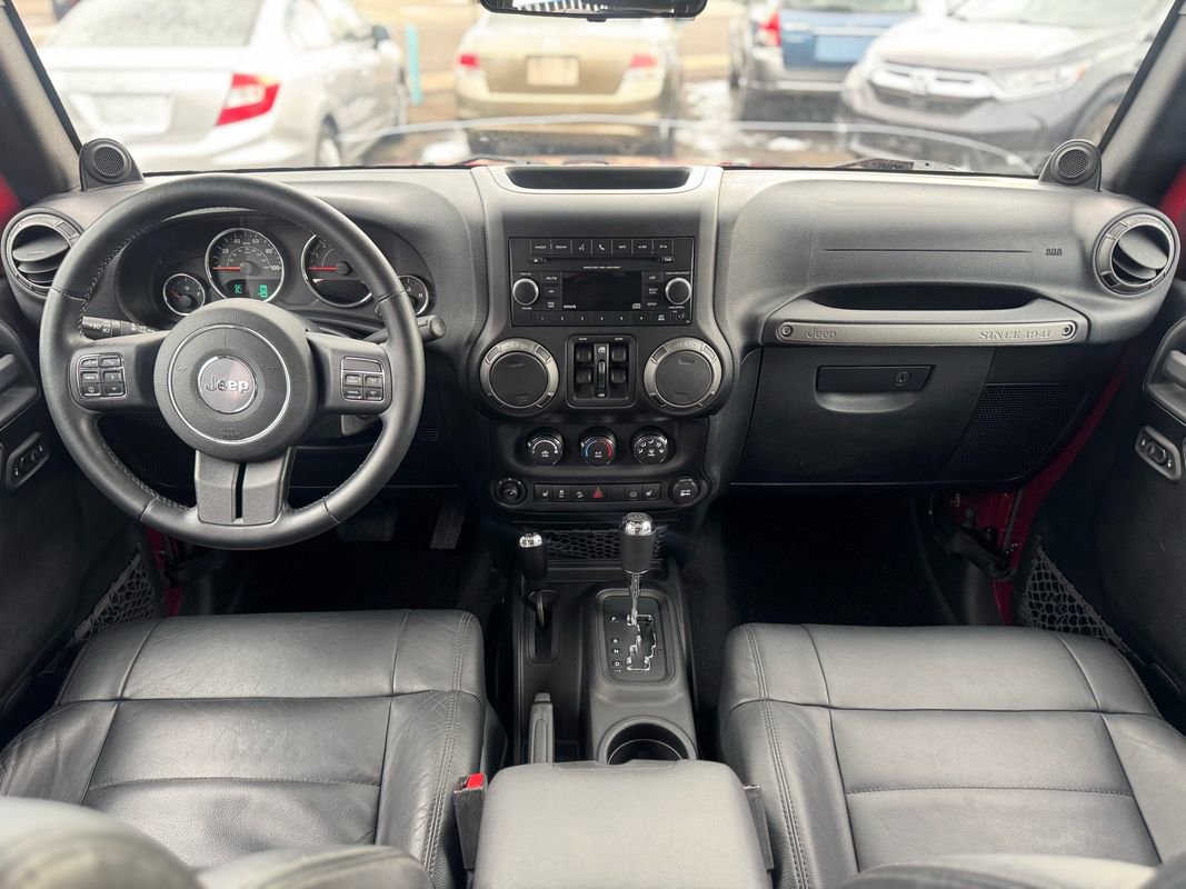 Used 2012 Jeep Wrangler Unlimited Sport AWD/4WD image 11