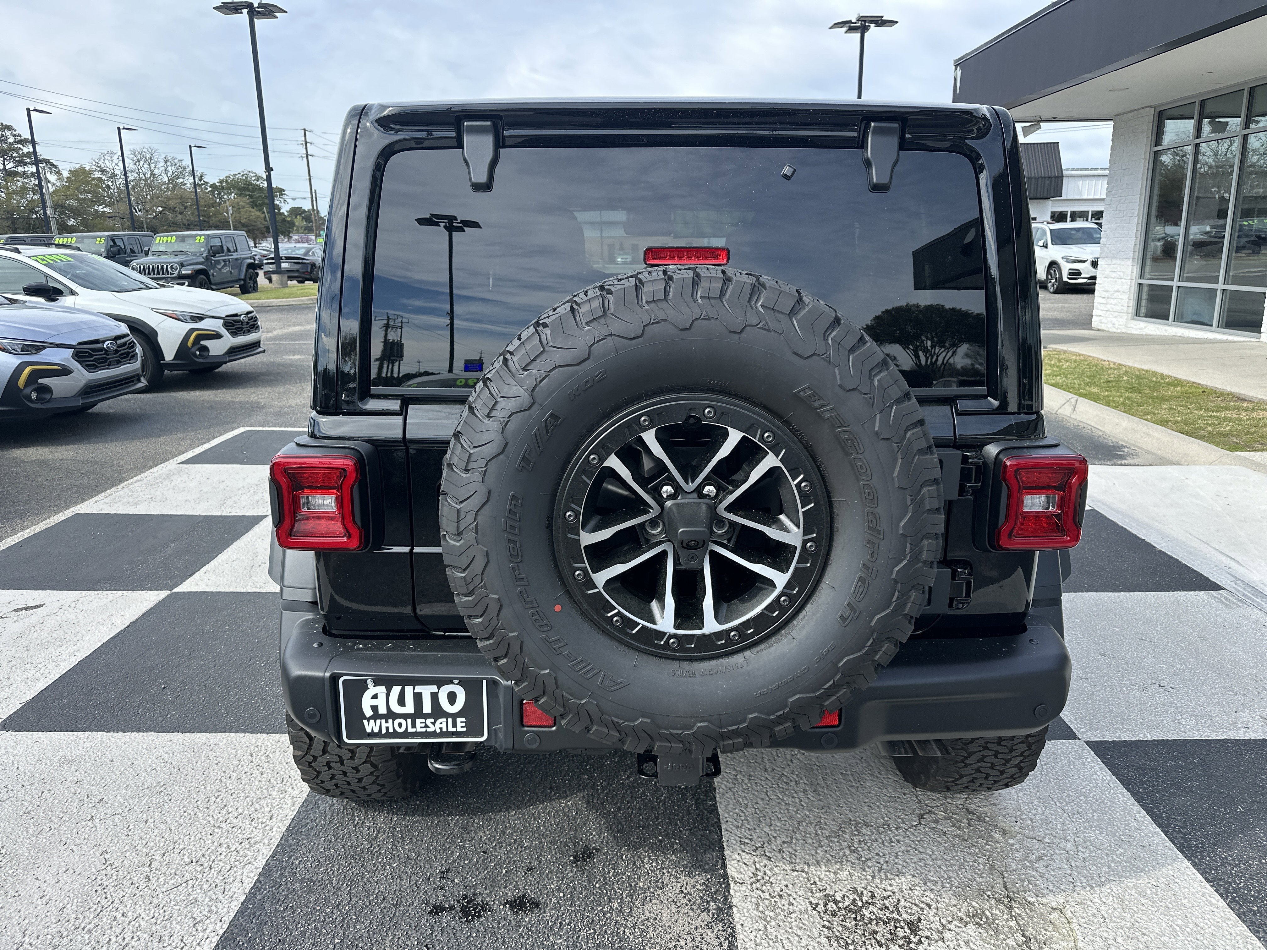 Used 2026 Jeep Wrangler Unlimited Rubicon 392 image 8