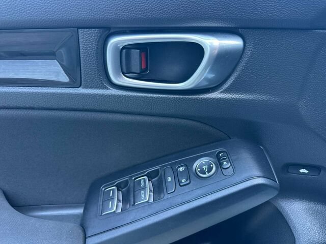 Used 2023 Honda Civic EX image 11