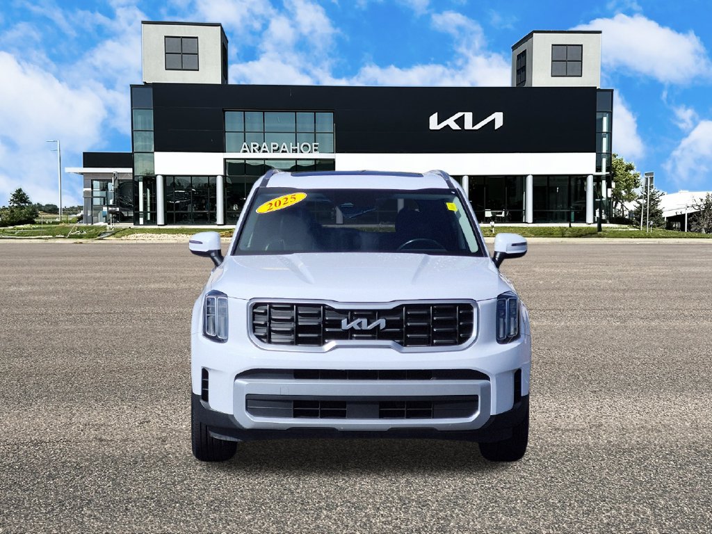 Certified 2025 Kia Telluride S AWD/4WD image 3