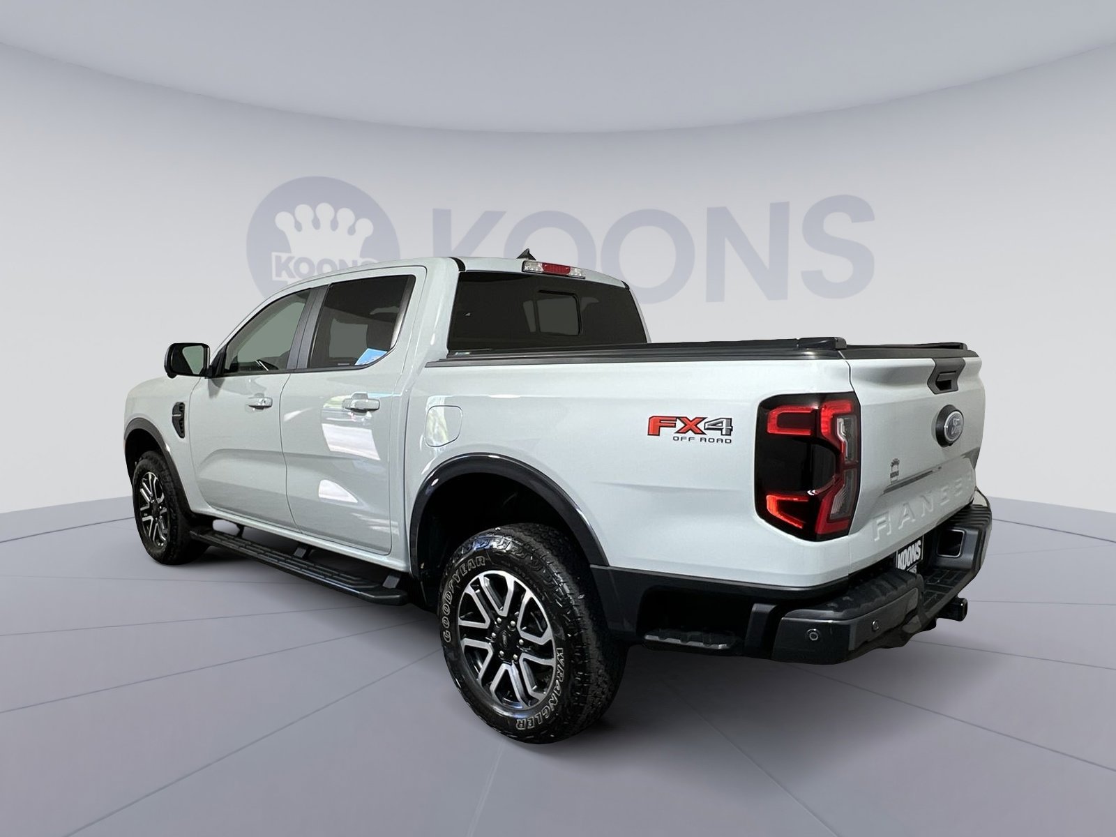 Used 2024 Ford Ranger Lariat w/ FX4 Off-Road Package image 8