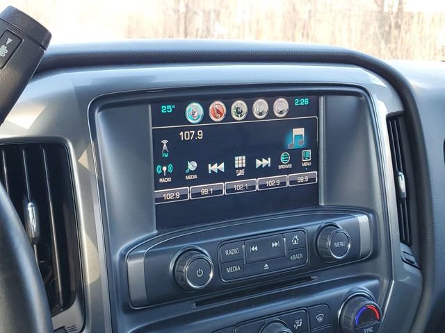 Used 2018 Chevrolet Silverado 1500 LT w/ LT Eassist Package AWD/4WD image 13