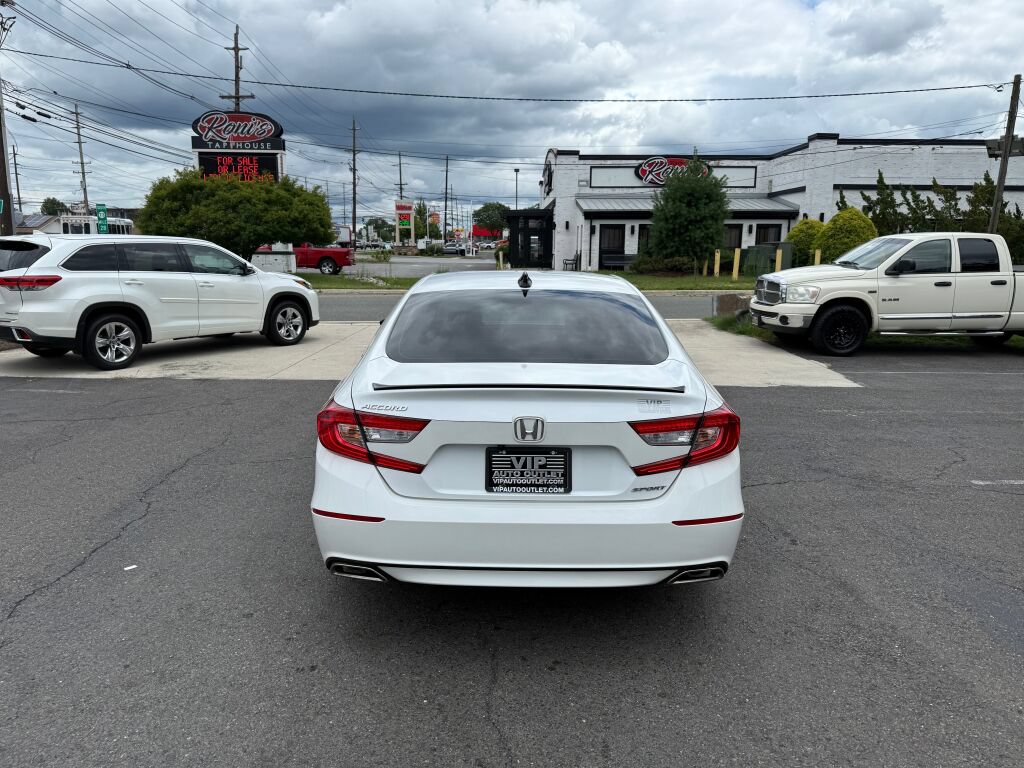 Used 2022 Honda Accord Sport image 6