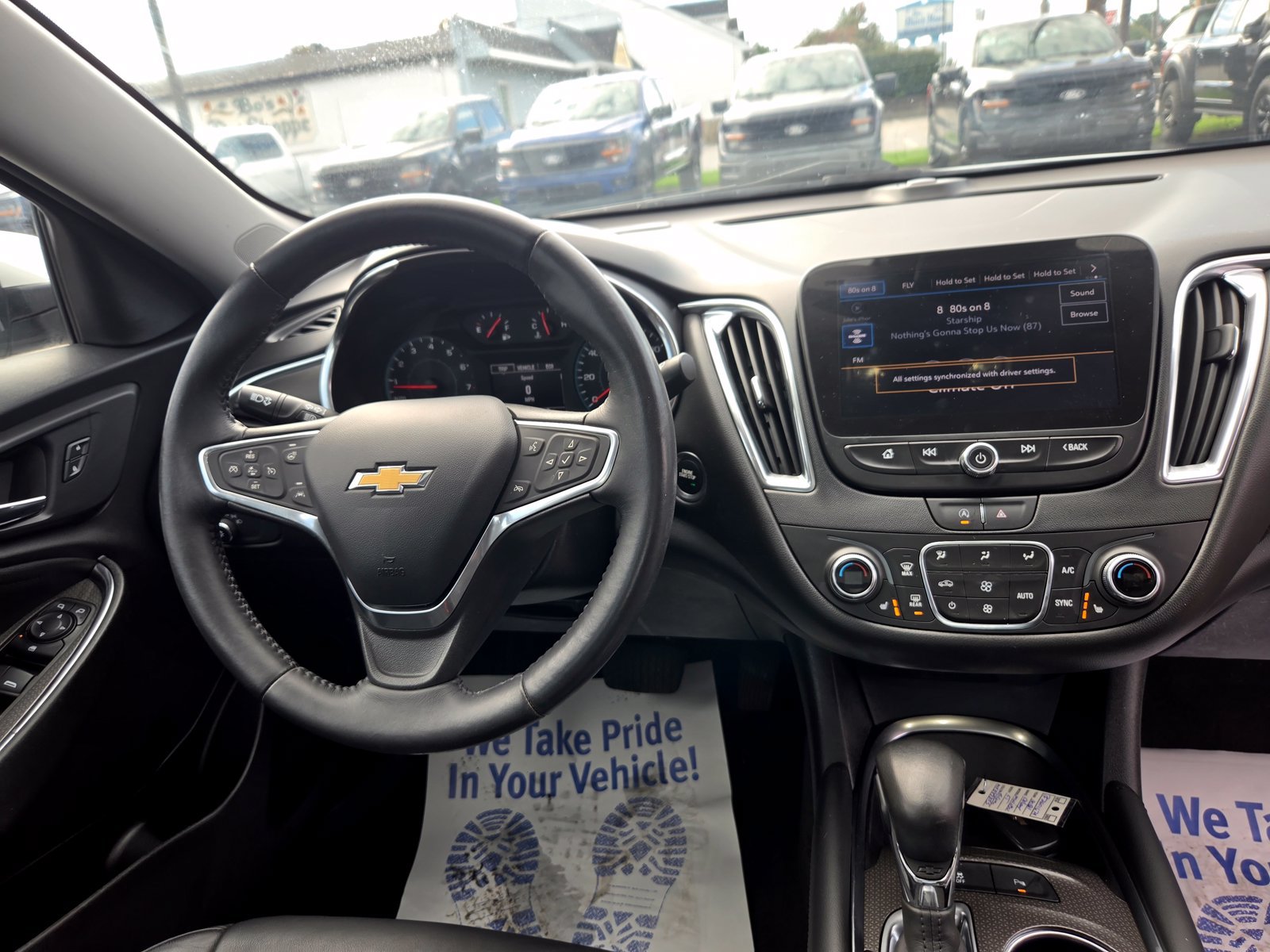 Used 2021 Chevrolet Malibu LT w/ Leather Package FWD image 36