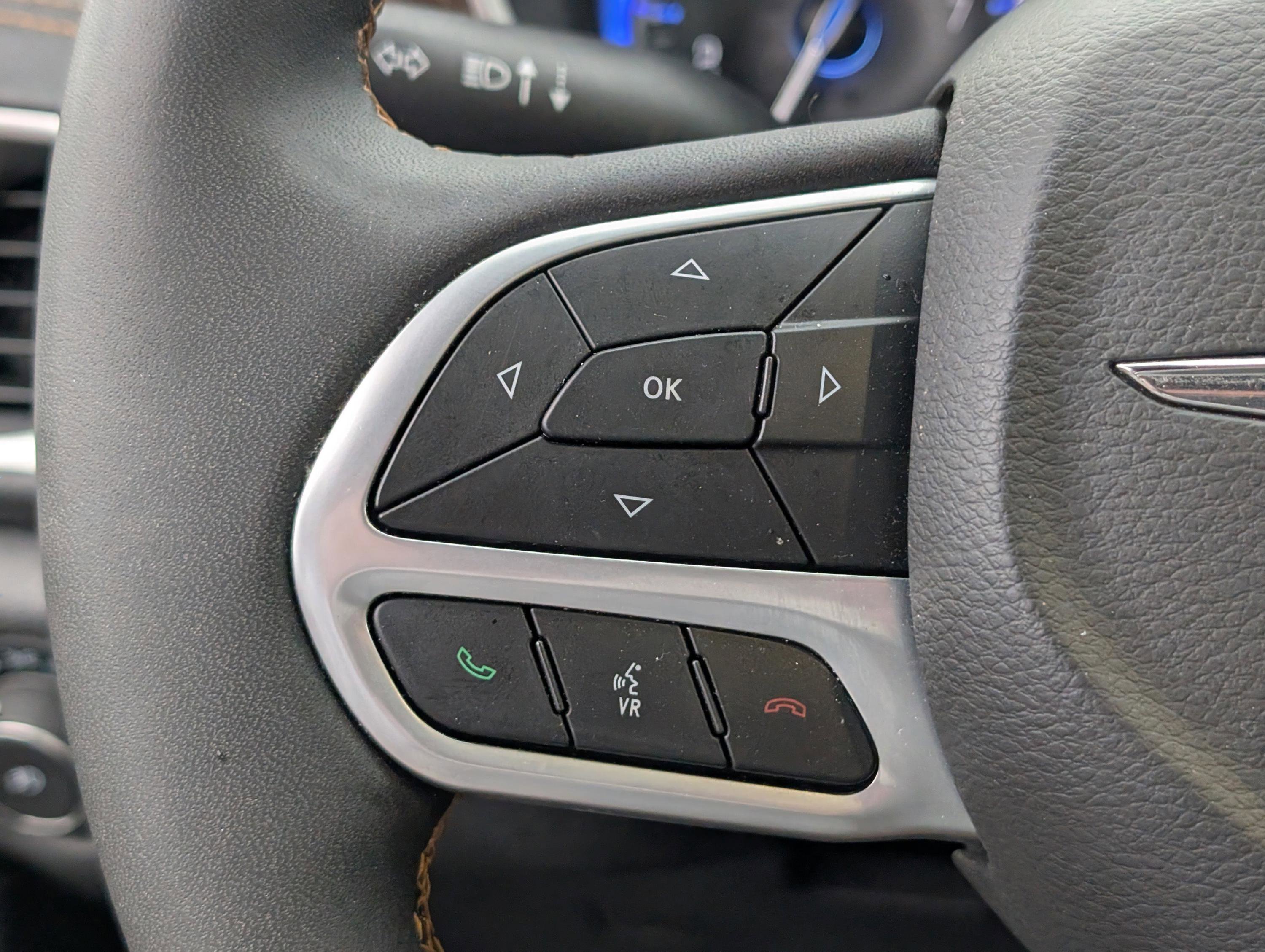 Used 2022 Chrysler Pacifica Pinnacle AWD/4WD image 19