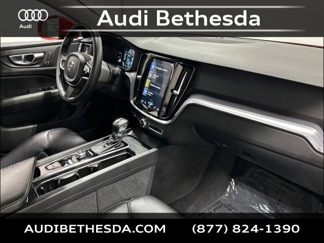 Used 2019 Volvo S60 T5 Momentum w/ Premium Package FWD image 12