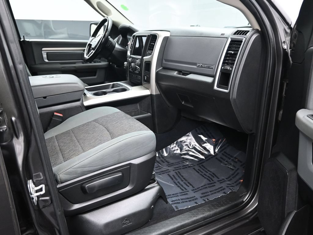 Used 2018 RAM 1500 Big Horn AWD/4WD image 35