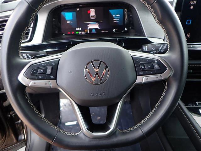 Used 2024 Volkswagen Atlas Cross Sport SE image 14