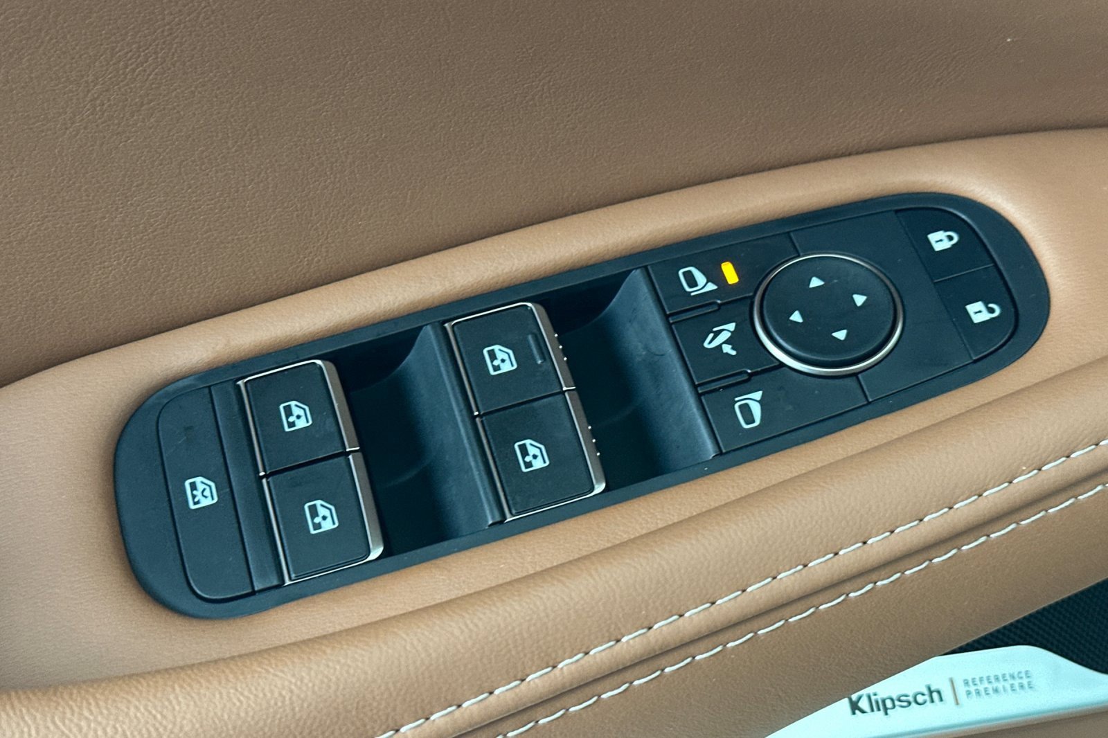 New 2026 INFINITI QX60 Autograph w/ Dark Cargo Package image 11