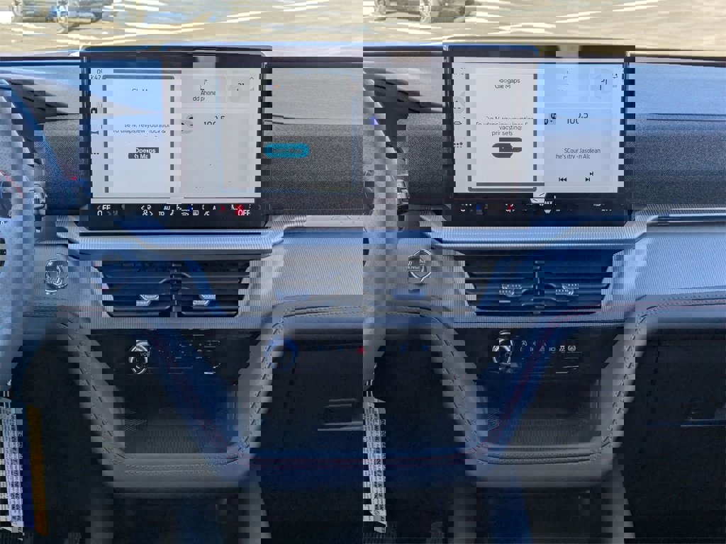 New 2026 Ford Explorer ST-Line w/ ST-Line Street Pack image 13