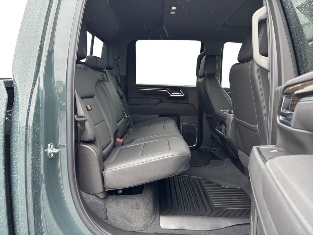 Used 2025 Chevrolet Silverado 2500 LT w/ Safety Package image 23