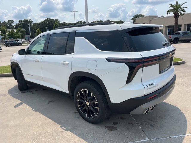 New 2026 Chevrolet Traverse LT w/ Enhanced Driving Package image 4