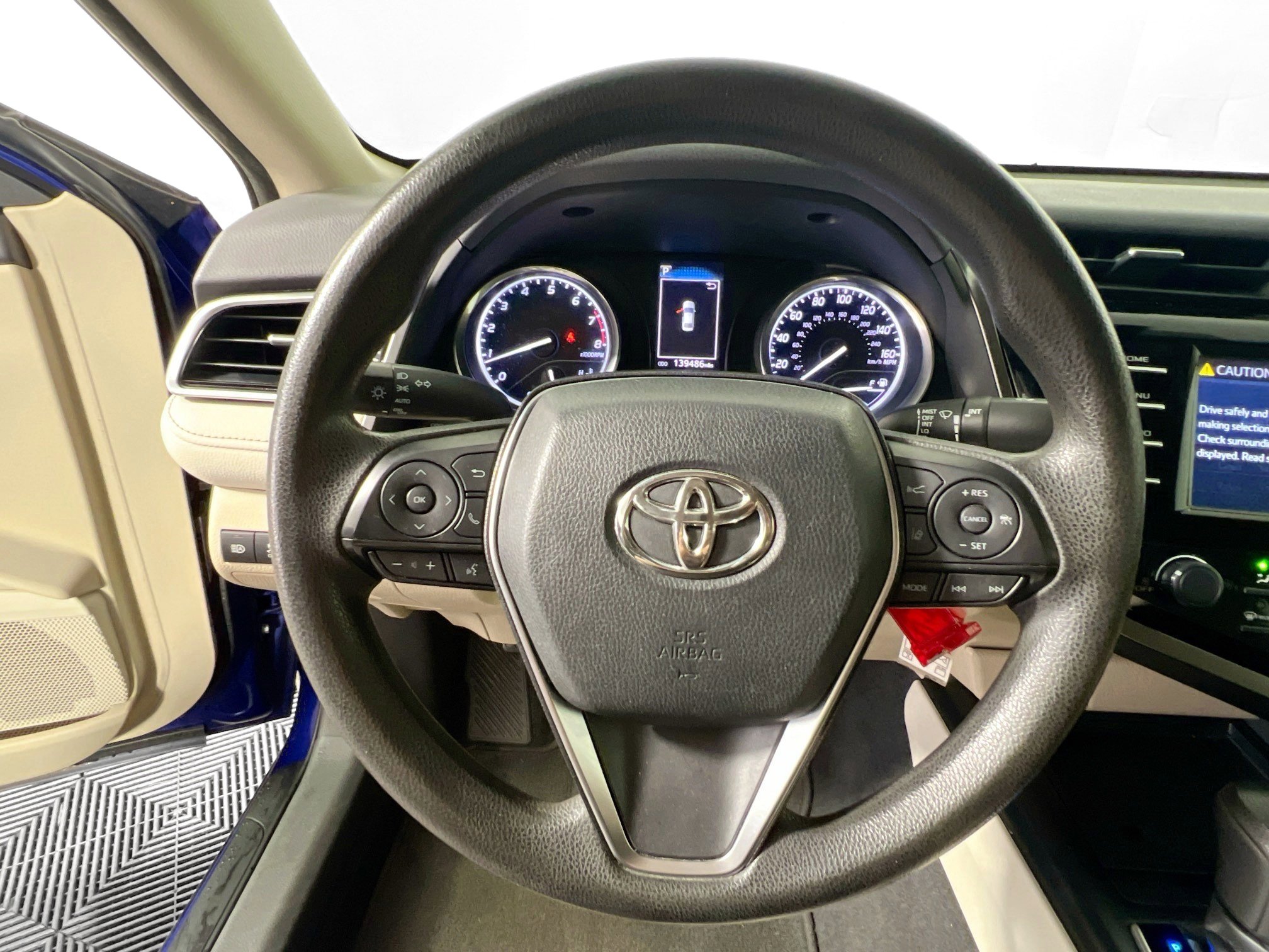 Used 2018 Toyota Camry LE image 17