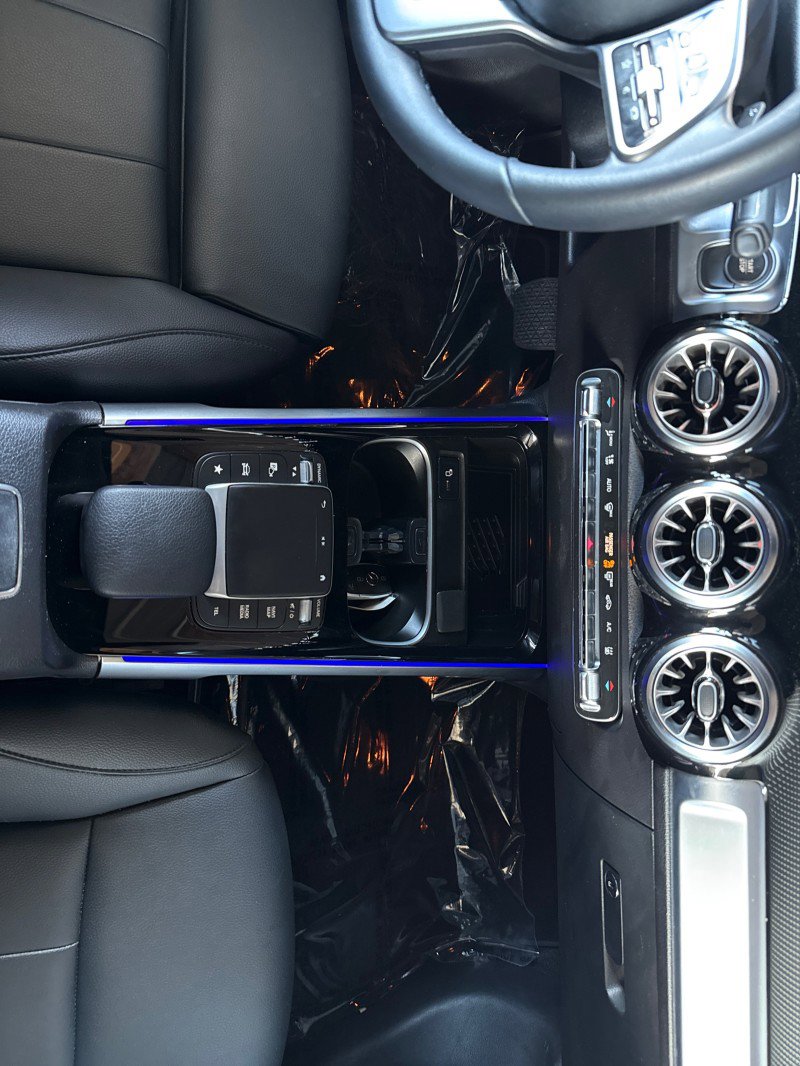 Used 2022 Mercedes-Benz EQB 300 4MATIC image 70