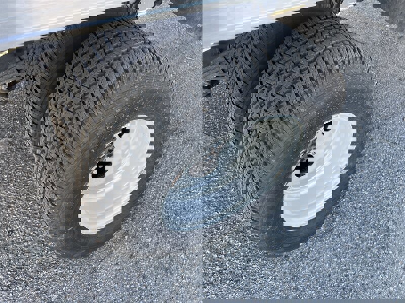 Used 2019 Ford E-450 and Econoline 450 Super Duty w/ Power Windows & Locks Group image 29