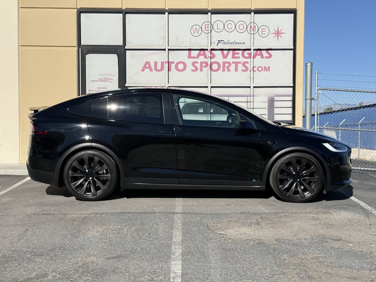 Used 2023 Tesla Model X AWD/4WD image 7