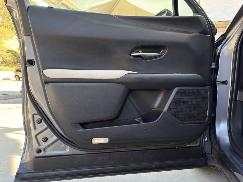 Used 2019 Lexus UX 200 w/ Accessory Package 2 FWD image 21