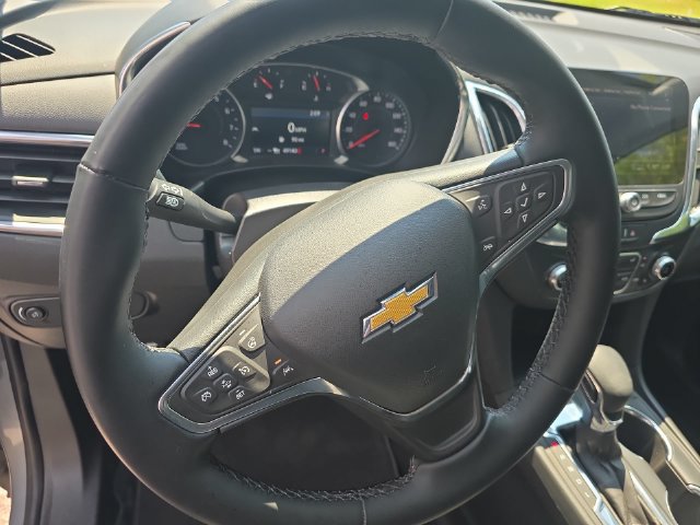 Used 2024 Chevrolet Equinox LT FWD image 17