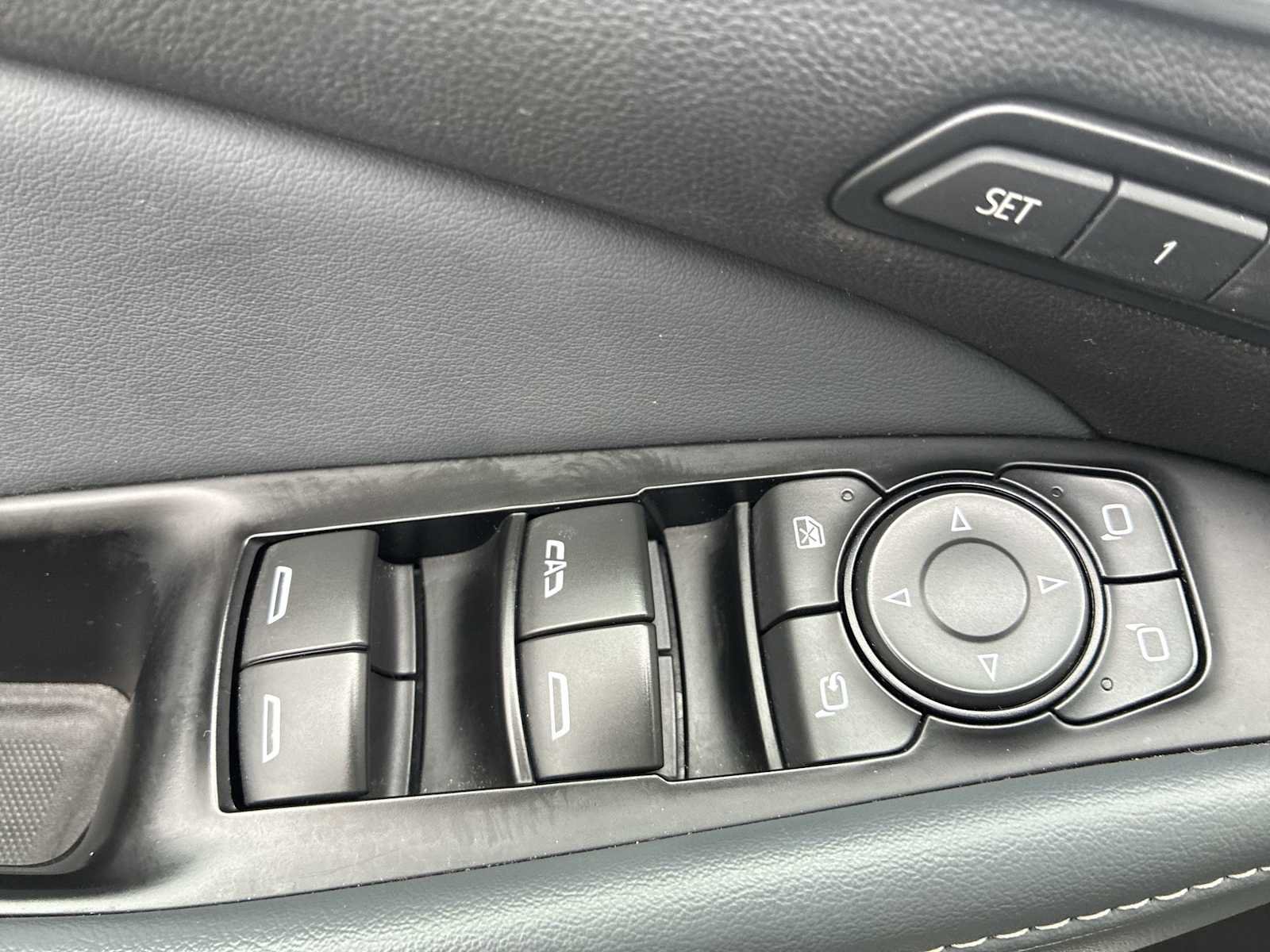 Used 2024 Buick Enclave Premium AWD/4WD image 15