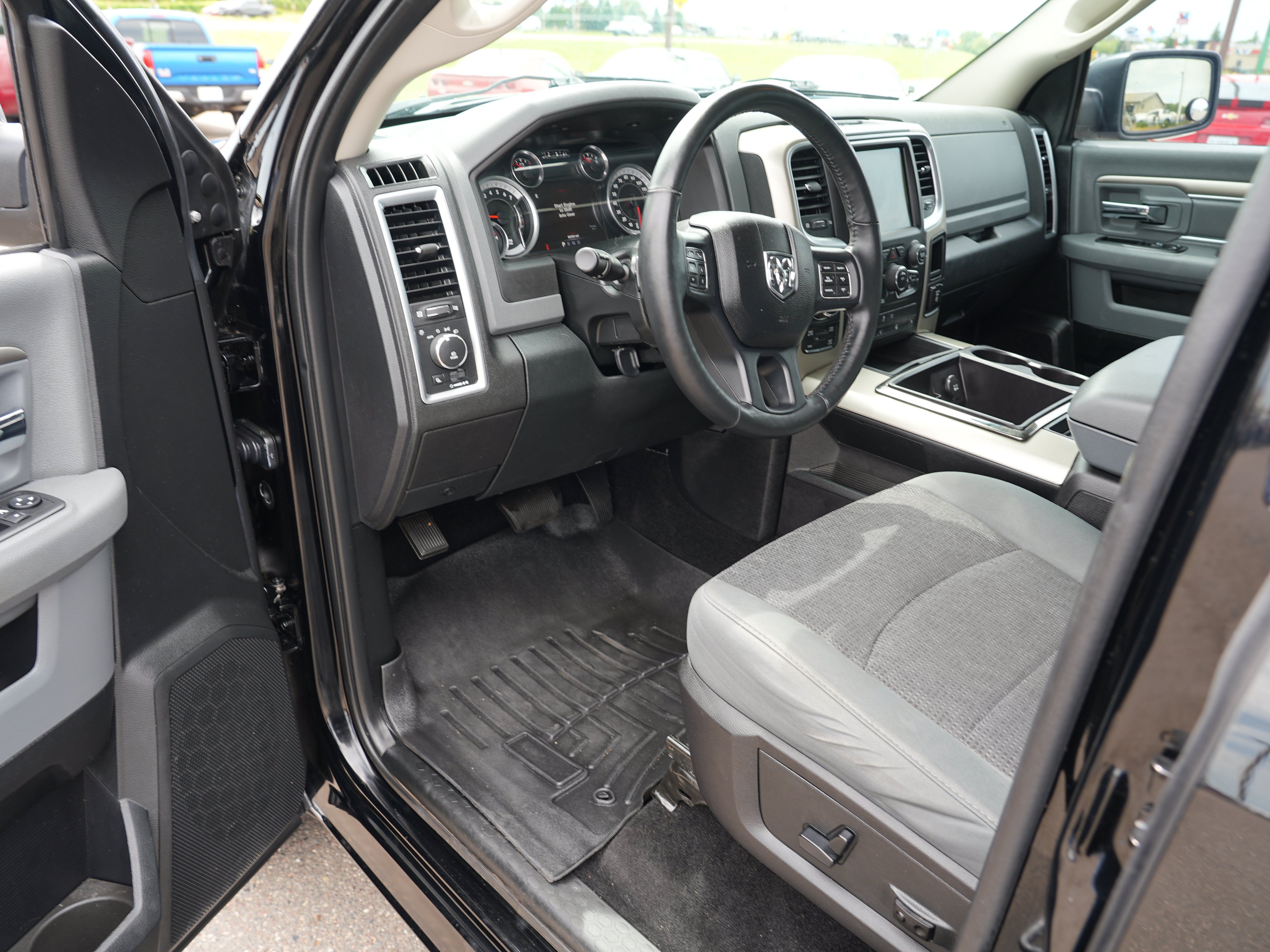 Used 2014 RAM 1500 Big Horn AWD/4WD image 13