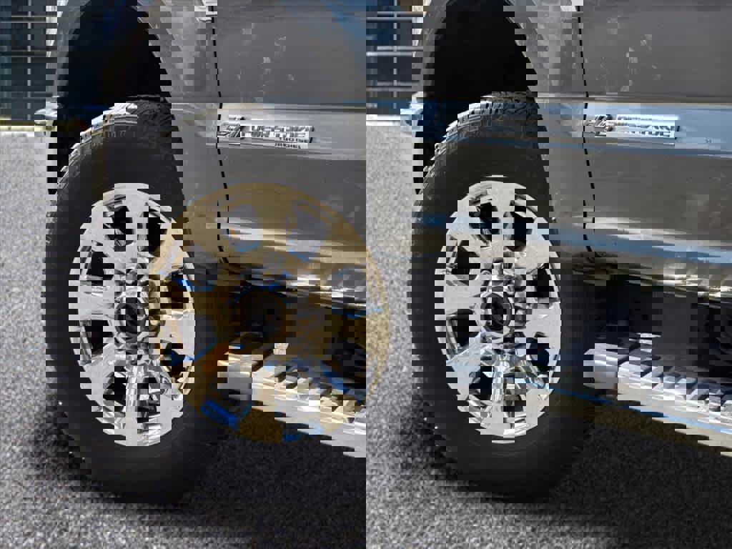 Used 2019 Ford F250 Lariat w/ Chrome Package AWD/4WD image 6