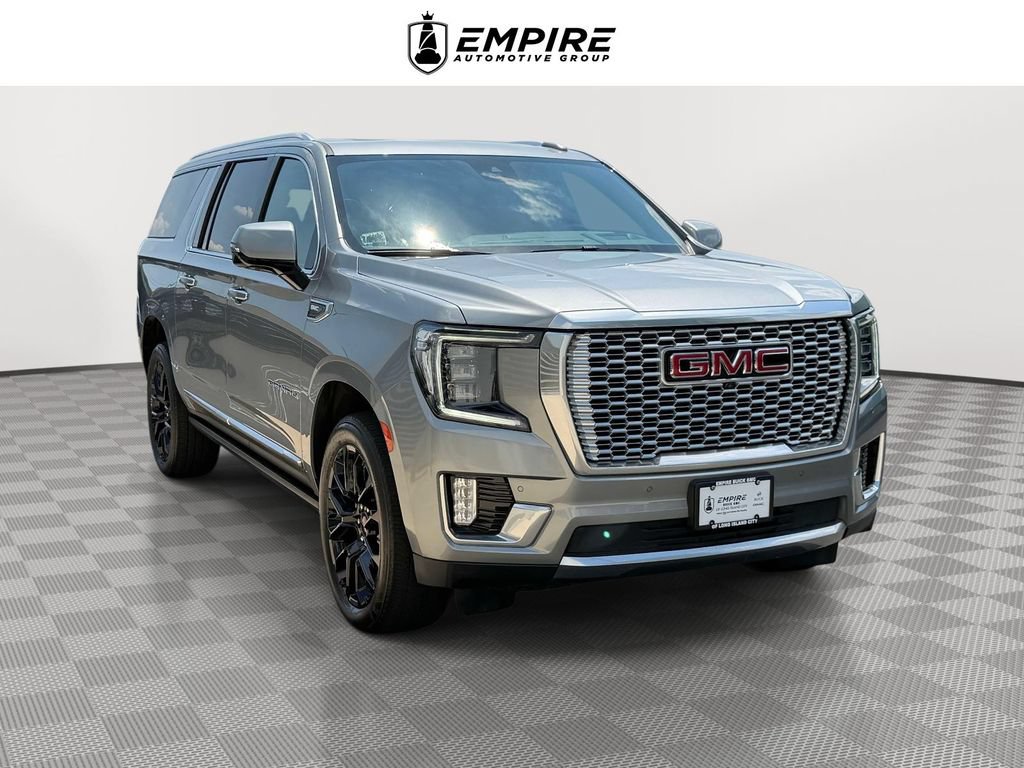 Used 2023 GMC Yukon XL Denali w/ Max Trailering Package AWD/4WD image 1
