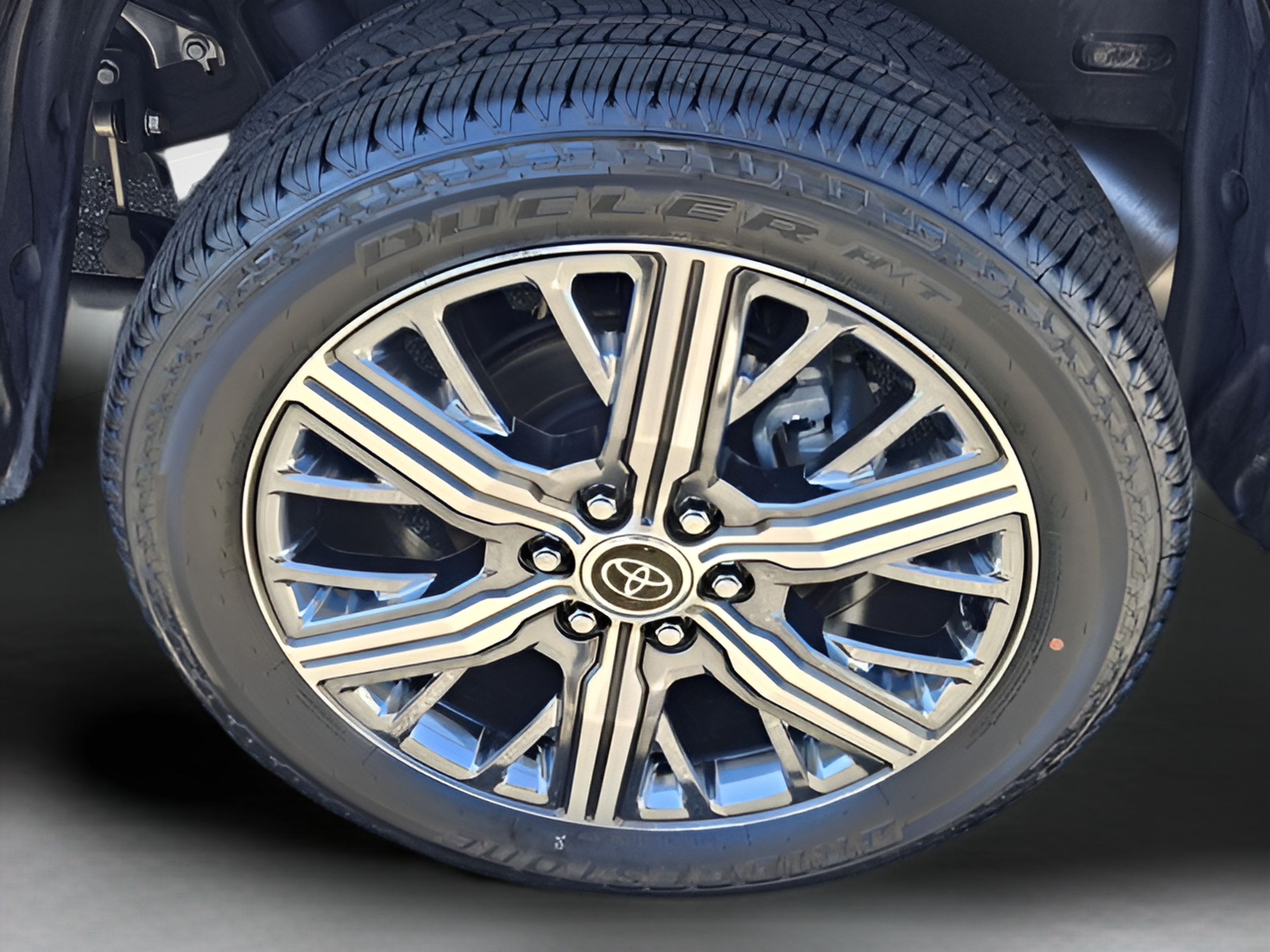 Used 2024 Toyota Tundra Capstone AWD/4WD image 30