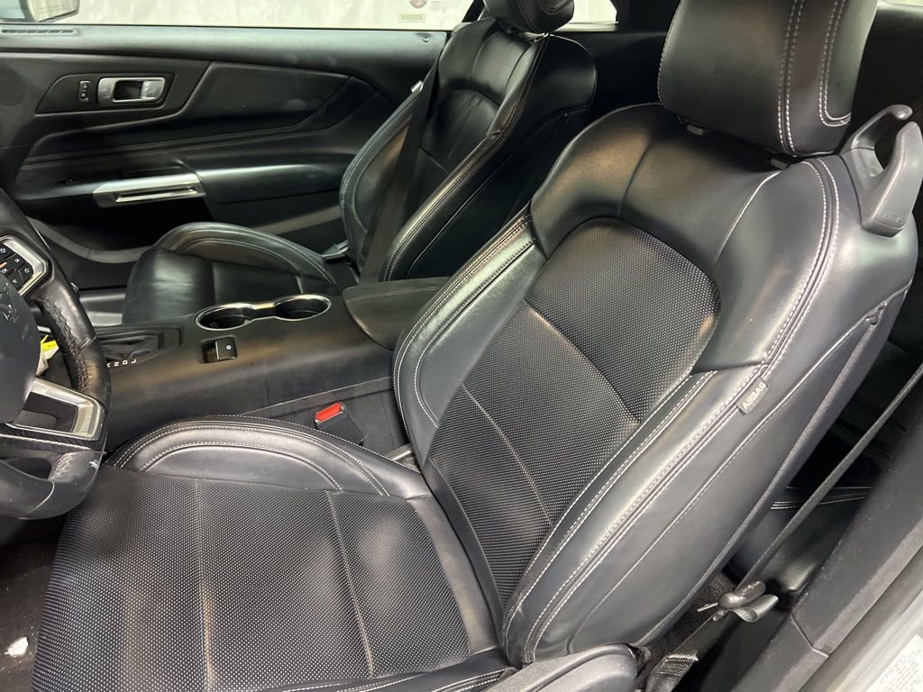 Used 2024 Ford Mustang Premium image 13