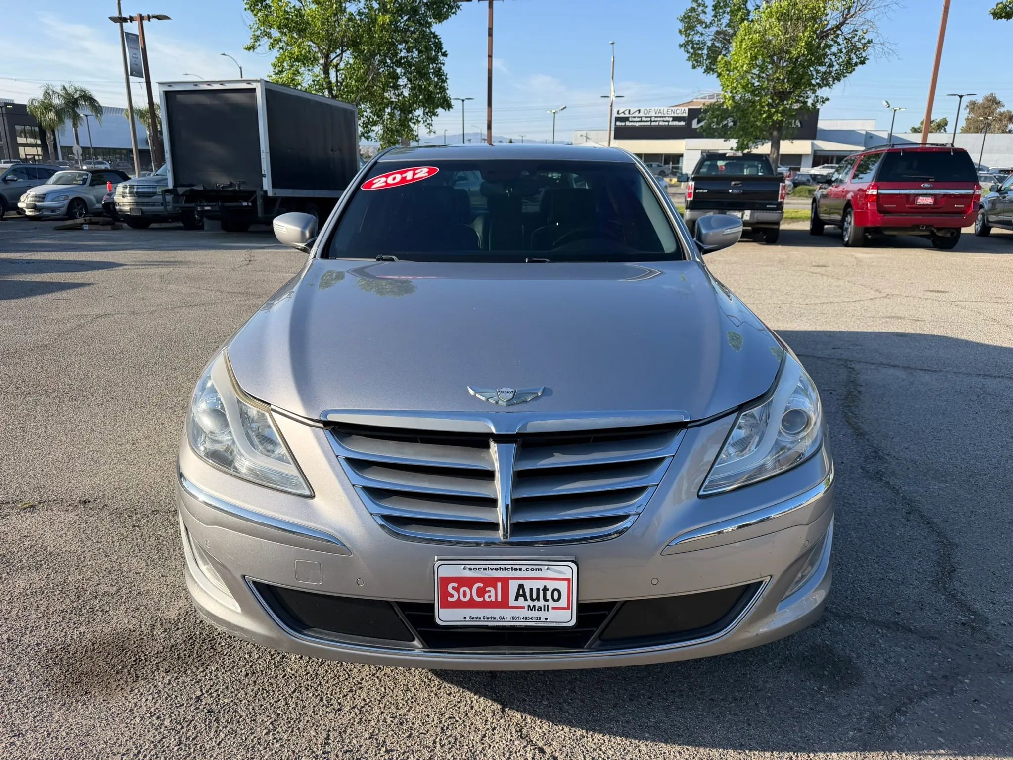 Used 2012 Hyundai Genesis 3.8 w/ Premium Pkg RWD image 8