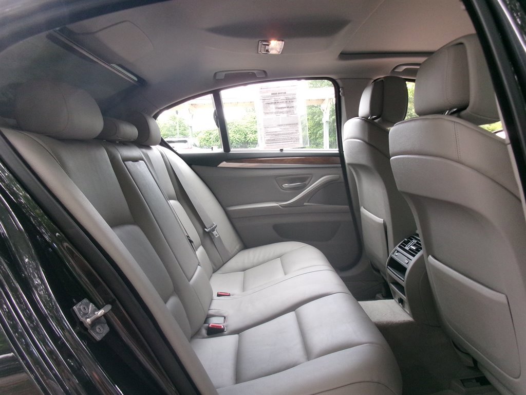 Used 2011 BMW 535i xDrive Sedan AWD/4WD image 24