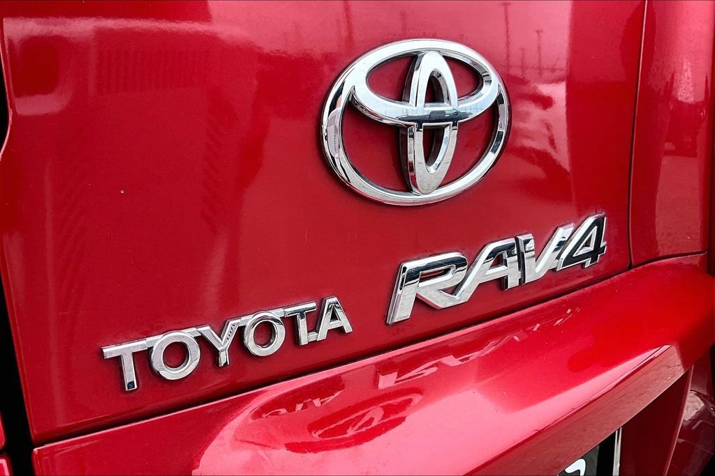 Used 2010 Toyota RAV4 Limited image 43
