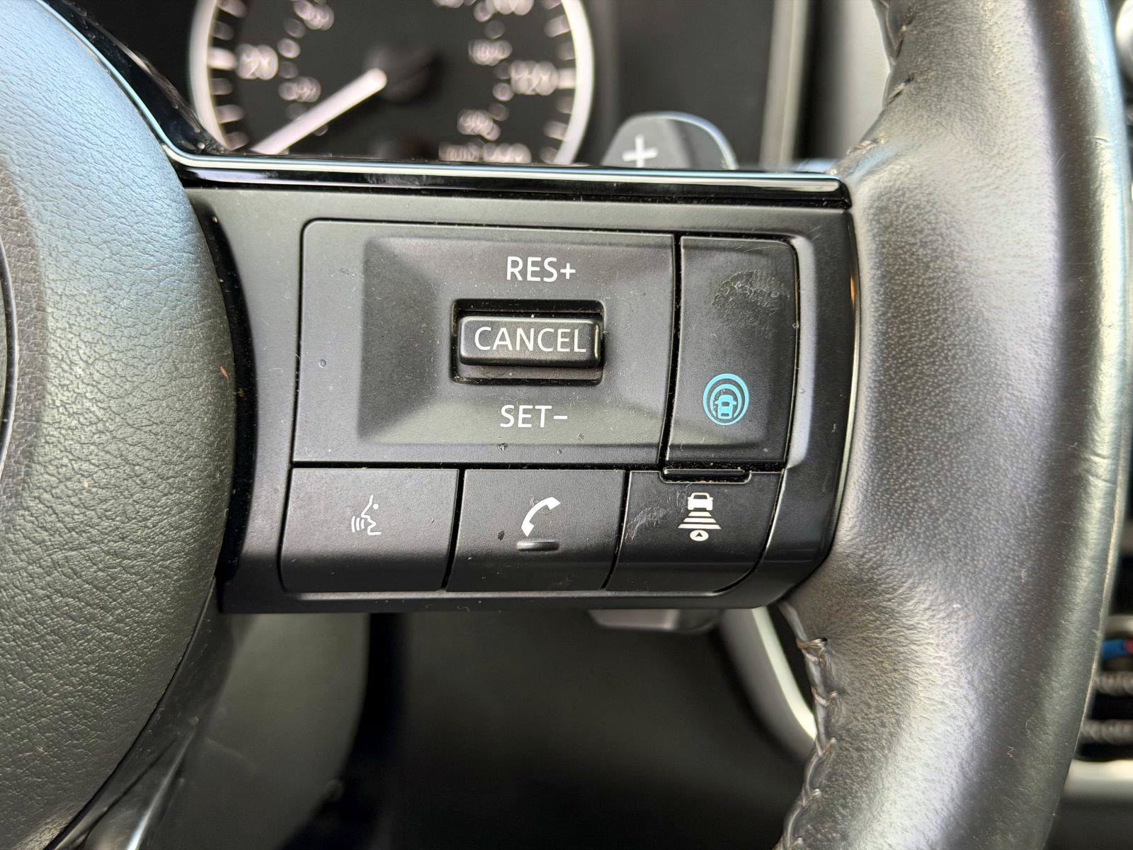 Used 2023 Nissan Rogue SV w/ SV Premium B Package AWD/4WD image 21