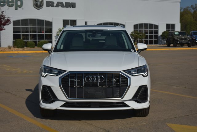 Used 2024 Audi Q3 2.0T Premium Plus image 2
