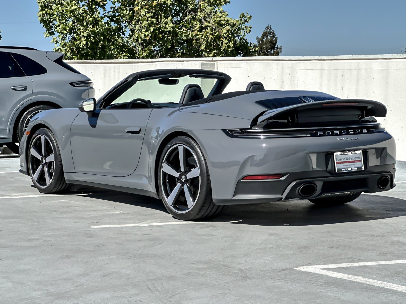 Used 2026 Porsche 911 Carrera RWD image 3