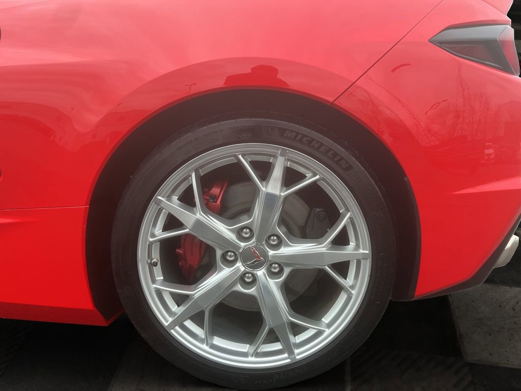 Used 2021 Chevrolet Corvette Stingray w/ Z51 Performance Package image 33