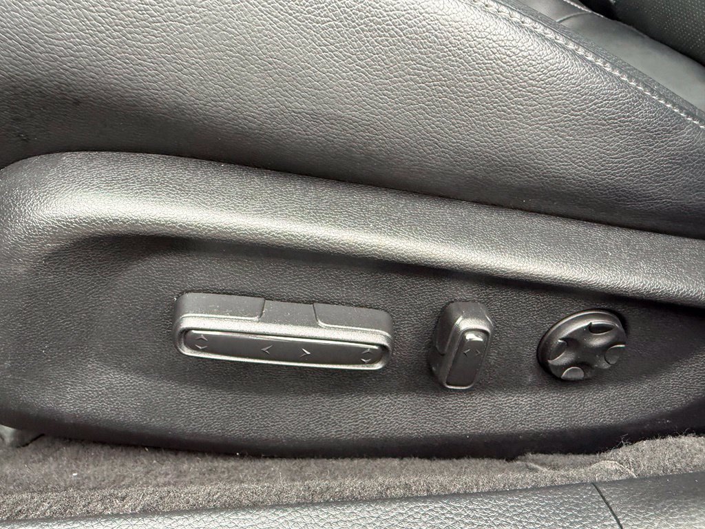 Used 2018 Honda Accord EX-L image 32