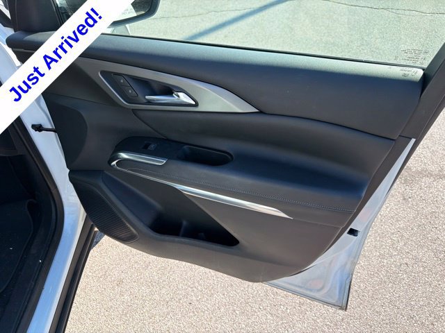 Used 2024 Chevrolet Traverse LS FWD image 19