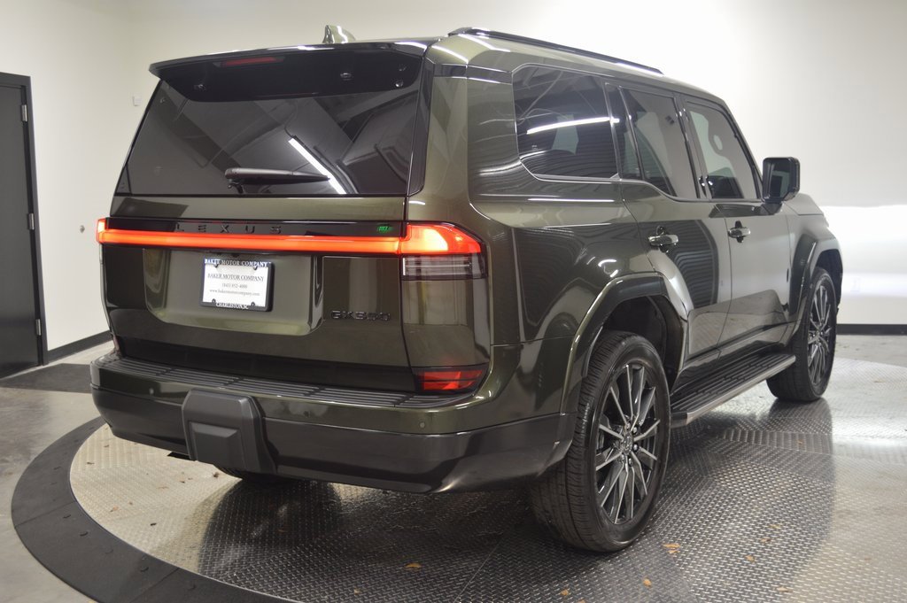 Used 2024 Lexus GX 550 w/ Accessory Package (Z1) image 7