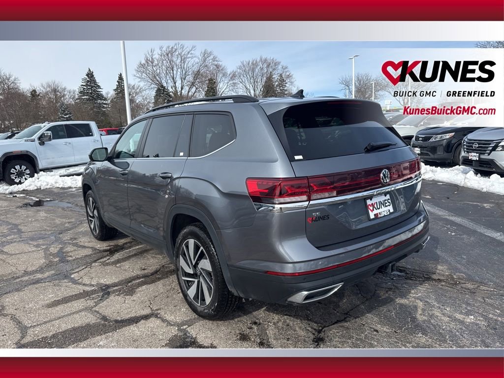 Used 2025 Volkswagen Atlas SE image 8
